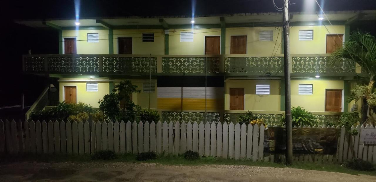 Pal'S On The Beach - Dangriga, Belize 외부 사진