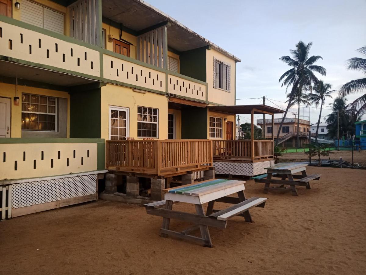Pal'S On The Beach - Dangriga, Belize 외부 사진