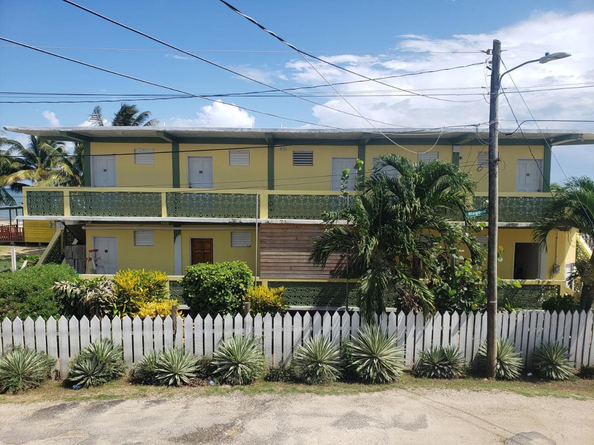 Pal'S On The Beach - Dangriga, Belize 외부 사진
